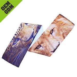 Serviette de sport personnalisée en polyester de haute qualité, motif imprimé multicolore, pour l'extérieur, matériau en jersey de qualité supérieure - Product Image 5