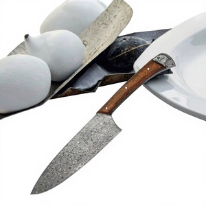 Couteau de chef en acier inoxydable Damas avec manche en bois, qualité supérieure, en vente à prix raisonnable - Product Image 2