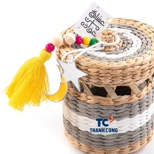 ตะกร้าผักตบชวาเป็นมิตรกับสิ่งแวดล้อมขายดี: ทำด้วยมือพร้อมอุปกรณ์เสริมดวงจันทร์และดาวสำหรับตกแต่งบ้านเดือนรอมฎอนและวันอีสเตอร์ - Product Image 2