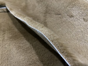 Tissu en fausse fourrure de luxe en polyester acrylique Vonnel-K16/3mm de haute qualité thaïlandaise - Product Image 4