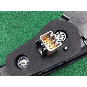 Luz Trasera Izquierda Usada Discovery HY3213405AF - Product Image 3
