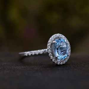 Anillo de compromiso de aguamarina con corte ovalado y halo, piedra de nacimiento de marzo, plata de ley 925, gema azul, anillo de boda para mujer - Product Image 3