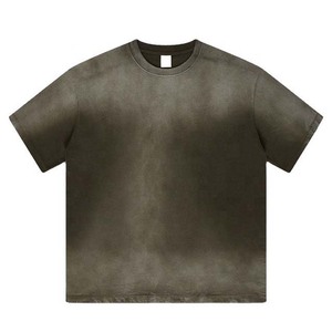เสื้อยืดโอเวอร์ไซส์ผ้าคอตตอนหนา 220gsm แบบดรอปไหล่ ทรงหลวม สไตล์วินเทจ ล้างสีแบบแอซิดวอช สำหรับผู้ชาย ไซส์พลัส รับผลิตตามสั่งขายส่ง - Product Image 5
