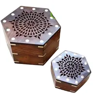Caixas de madeira artesanais, caixas de designer originais, feitas à mão, bonitas e de designer, furadeiras de madeira com inposição em latão, artesanato