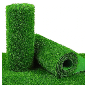 Gazon artificiel synthétique de qualité supérieure pour l'aménagement paysager, les jardins, les terrains de jeux et les projets de décoration extérieure - Product Image 3
