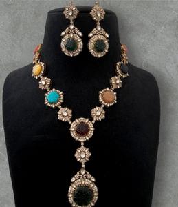 Parure Collier et Boucles d'Oreilles Moissanite Plaqué Or Laiton Classique de Qualité Supérieure, Design Glamour, Idéale pour Fiançailles, Mariage, Cadeau ou Tenue de Soirée - Product Image 2