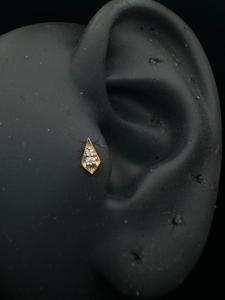 Charming 10K Gold Vintage Style Lab Grown Diamond <b>Stud</b> For Tragus And Conch Piercing - Product Image 3