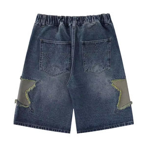 Shorts en jean décontractés pour hommes, service OEM personnalisé, shorts d'été à séchage rapide avec strass et effet usé - Product Image 1