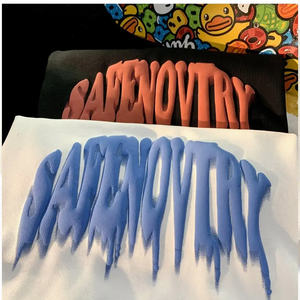 Camisetas Gráficas Personalizadas de Estilo Urbano con Hombros Caídos, Lavado Ácido Vintage, Estampado Puff Oversize, 100% Algodón Ecológico - Product Image 3