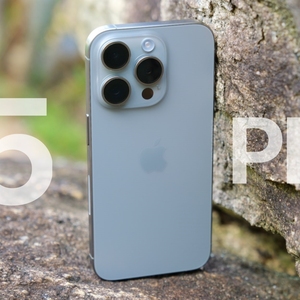 Smartphone débloqué d'origine pour 15 Pro 256 Go version US, 99 % neuf, avec caméra arrière 48 MP et 8 Go de RAM - Product Image 2