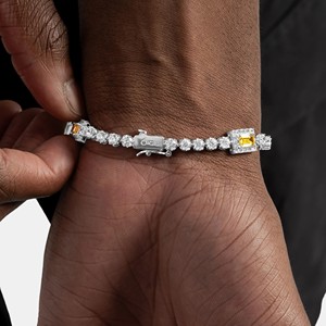 Bracelet chaîne en or blanc plaqué diamant avec pierres jaunes taille émeraude, design géométrique, bijoux de mariage classiques pour femme - Product Image 3