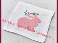 Serviettes de cocktail brodées florales de luxe, nappes élégantes – Tailles personnalisables, mélange lin/coton 100 %, doux, séchage rapide, sur mesure