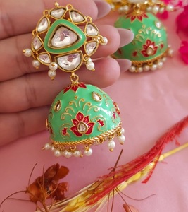 Elegantes Pendientes de Moissanita Chapados en Oro de Primera Calidad para Mujer, Estilo Nocturno, para Fiestas, Colección de Moda - Product Image 2