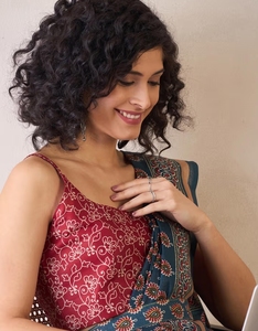 Sari de algodón azul verdoso estampado listo para usar para mujer KV con blusa sin coser - Product Image 5