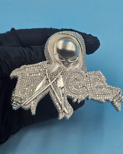 จี้ห้อยคอฮิปฮอปทรงหัวกะโหลกยมทูตประดับเพชรโมอิสซาไนต์สั่งทำพิเศษ ชุบโรเดียม เงินแท้ 925 ผ่านการทดสอบเพชร GCI IDGL - Product Image 1