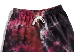 Shorts de plage pour hommes Cool Look avec motifs tie-dye vibrants et ceinture élastique confortable - Product Image 6
