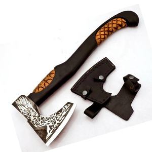Hache de chasse de haute qualité, fabriquée à la main, en acier au carbone, avec manche en bois de rose, fourreau en cuir et tomahawks - Product Image 1