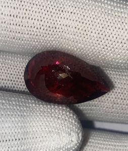 พลอยทัวร์มาลีนสีแดงเข้มธรรมชาติ 16.90 กะรัต รูปทรงลูกแพร์ แบบเจียระไน จำหน่ายส่งจากอินเดีย |   วิดีโอมีให้ดูแล้ว - Product Image 4