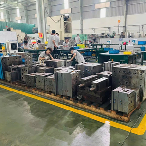 Fabricante Confiable de Moldes de Inyección de Plástico OEM y Matrices de Estampado Metálico - Product Image 1
