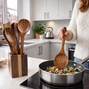Cuillère de service moderne en bois plaqué or rose avec long manche, écologique et durable, capacité de 10 ml, idéale pour les fêtes - Product Image 5
