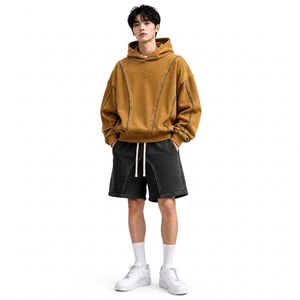 Ensemble sweat à capuche et short en coton personnalisé pour homme, coupe ample, poches latérales, style streetwear, tenue de printemps, ensemble de survêtement - Product Image 1