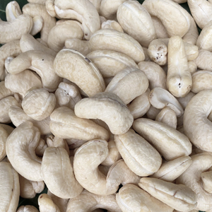 เม็ดมะม่วงหิมพานต์เวียดนาม W180 ตามความต้องการของลูกค้า OEM ODM ซานติโก - Product Image 1