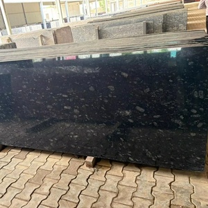 Vente en gros de dalles de granit naturel rouge impérial granit rouge indien pas cher pour revêtement de sol fournisseur de pierre d'importation brute 16mm 20mm d'épaisseur - Product Image 6