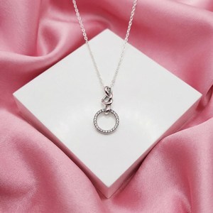 Collier pendentif cœur noué en argent et moissanite, collier ovale, cadeau d'anniversaire pour elle - Product Image 1