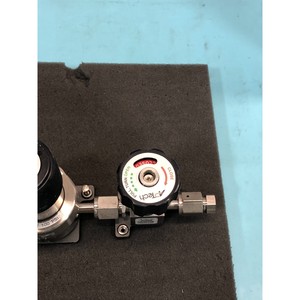Régulateur de pression APTECH AP5008S4MTSCMK + APTECH - Équipements et pièces semi-conductrices d'occasion fiables à l'échelle mondiale - Product Image 4