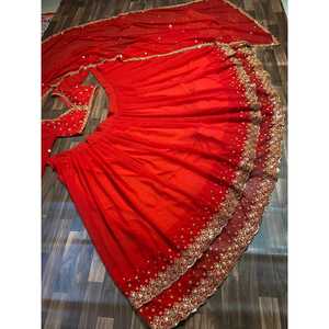 Belle tenue de soirée brodée Lehenga Choli robes de soirée élégantes - Product Image 4