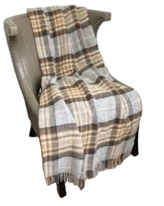 Fait de 100% laine en Tartan Design couvertures en laine indienne avec glands couvertures en tartan super doux par harshit international - Product Image 1