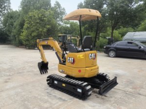 รถขุดตีนตะขาบขนาดเล็ก Caterpillar 301.5/302/302.7D มือสอง พร้อมเกียร์ แบริ่ง มอเตอร์ เครื่องยนต์ ปั๊ม รุ่นปี 2024 ได้รับการรับรองมาตรฐาน CE - Product Image 4