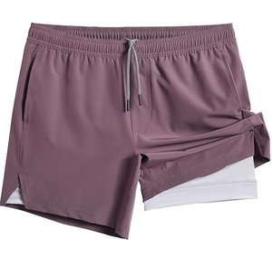 Shorts de sport pour hommes à motif color block et rayures intérieures, idéal pour la course, l'entraînement, la gym, la plage et les activités aquatiques - Product Image 4