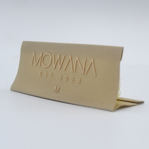 Étiquettes tissées personnalisées avec logo, patchs damassés de haute qualité pour vêtements - Product Image 3