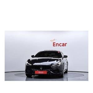 Maserati Ghibli 3.0 Modena 2022/5, 34.372 km, Automático, Volante a la Izquierda, Asientos de Cuero, Cámara Trasera - Product Image 3