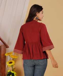 Túnica Peplum Étnica Casual de Diseñador para Mujer, Color Granate Premium, Bordada, con Corte Acampanado y Mangas Elegantes - Product Image 3