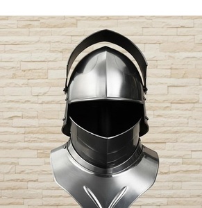 Casco de Caballero Gótico Hecho a Mano en Acero con Bevor, Armadura Medieval, Regalo para Cosplay y Halloween - Product Image 2