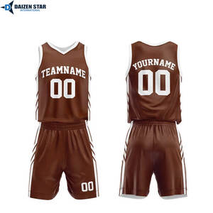 Ensemble de maillots de basket-ball réversibles personnalisés de haute qualité pour les entraînements et les tournois - Product Image 3