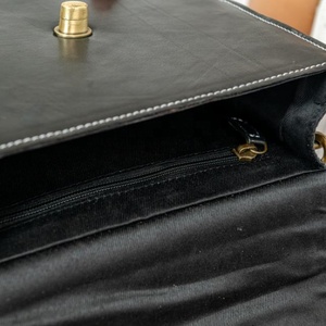 Nouveau sac à bandoulière en cuir véritable fait à la main pour femmes sac à main en cuir de vachette occidental minimaliste sacs à poignée supérieure - Product Image 5