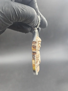 Pendentif Cowboy Cartoon de Luxe en Moissanite, Médaillon Rond, Collier Iced Out, Breloque Micro Pavé Baguette, Bijoux Hip Hop - Product Image 4