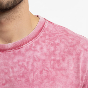 T-shirt homme en coton doux délavé avec logo personnalisé, tissu léger et respirant, idéal pour la gym, l'entraînement et la mode quotidienne. - Product Image 5