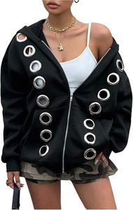 Ensemble 2 pièces pour femme, haut court à capuche noir et pantalon large avec détails anneaux métalliques, streetwear, sweat-shirt tricoté - Product Image 4