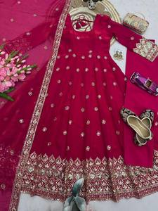 สินค้าพร้อมส่ง ขายส่ง เสื้อผ้าสตรี ชุดเดรสปักลายยาวคลุมเท้า สไตล์อินเดีย ปากีสถาน พร้อมเสื้อและผ้าคลุมไหล่ - Product Image 5