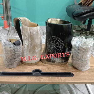Auténtica Jarra Vikinga Hecha a Mano de Cuerno de Vaca, Ecológica, Arte Folclórico, Estilo Medieval, para Cerveza/Ale/Mead, Nueva para Decoración del Hogar o Negocios - Product Image 4