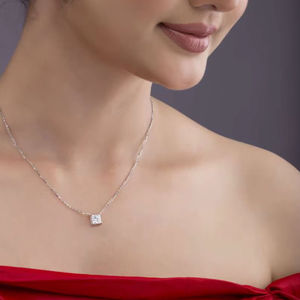 Colgante de Diamante Cultivado en Laboratorio de Lujo al por Mayor, Corte Princesa de 1.52ct, Color D, para Regalo de Compromiso para Mujer, Oro Amarillo de 18K, IGI para Minoristas - Product Image 1