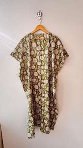 Vestido caftán de algodón floral hecho a mano, vestido maxi con estampado animal, talla grande - Product Image 3