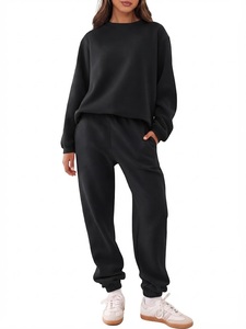 Ensemble de survêtement noir 2-en-1 personnalisé OEM pour femme, coupe lourde, à capuche, pour le sport, la course et les loisirs - Product Image 1