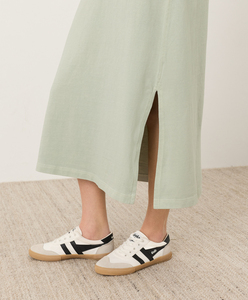 Robe midi décontractée d'été pour femme, style bohème tendance, col en V, coupe droite, tissu tissé uni en coton, idéale pour les vacances - Product Image 3