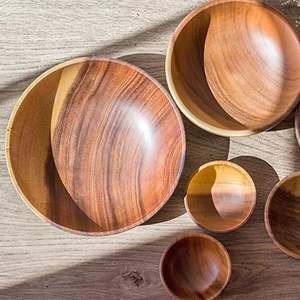 Bol en bois de forme différente avec base ronde, bol en bois d'acacia fait à la main, ustensiles de cuisine en bois, bol en bois élégant et durable pour la cuisine - Product Image 4