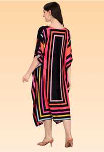 Robe kaftan élégante pour femme – Kaftan de plage imprimé coupe ample pour la collection d'été. - Product Image 4